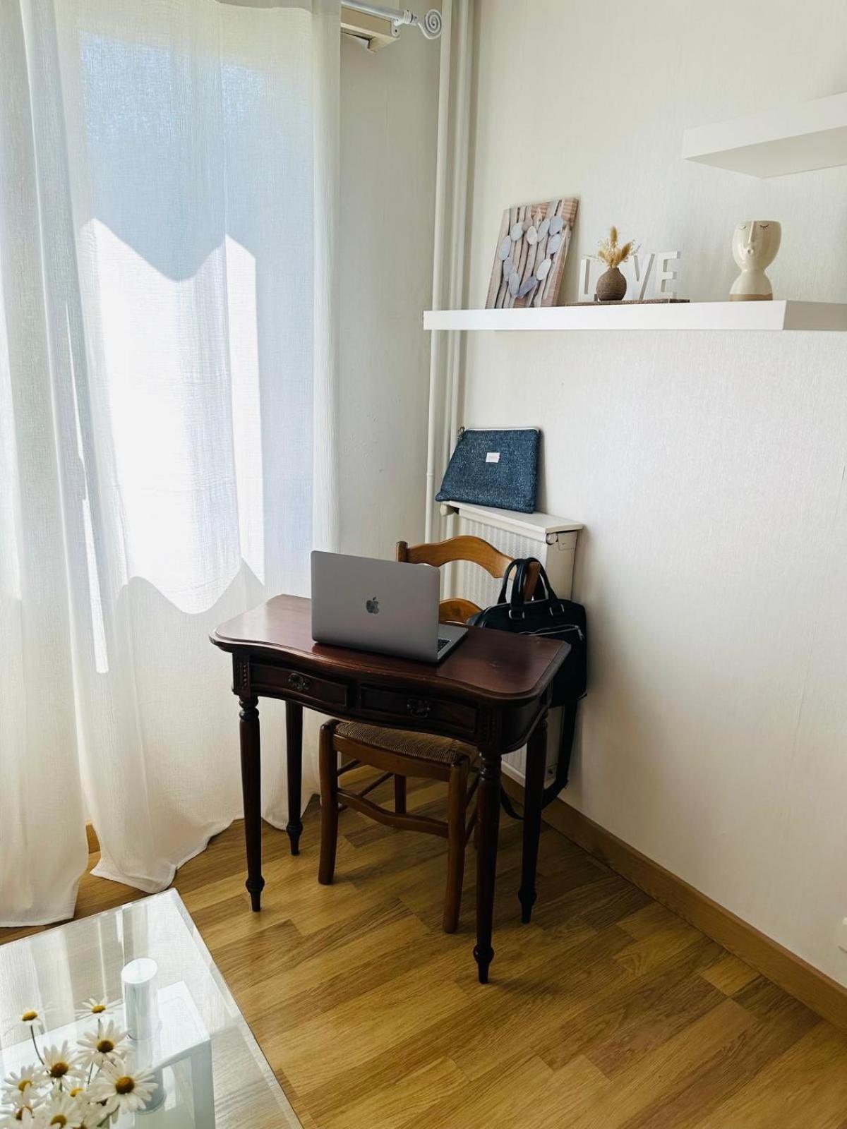 Spacieux 2 Chambres 65M2 Climatise Au Village Medieval Entre Nice Et Antibes Villeneuve-Loubet Εξωτερικό φωτογραφία