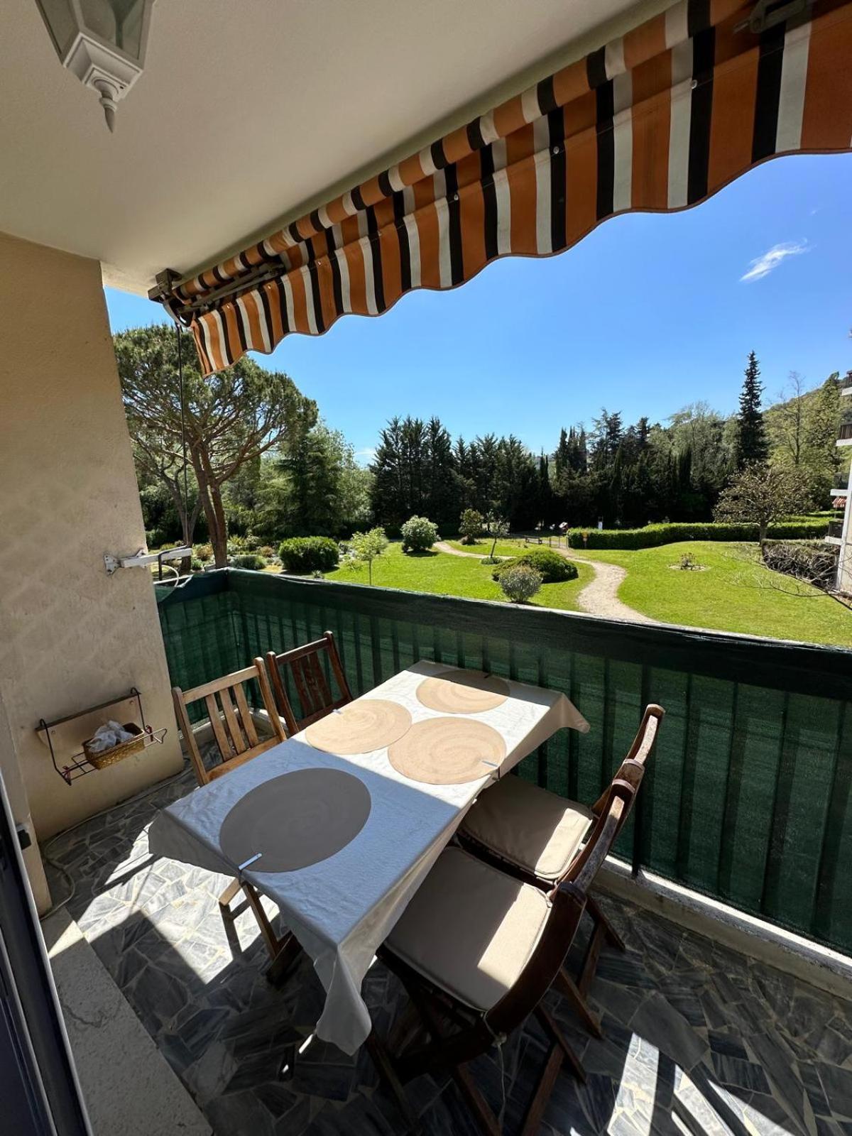 Spacieux 2 Chambres 65M2 Climatise Au Village Medieval Entre Nice Et Antibes Villeneuve-Loubet Εξωτερικό φωτογραφία